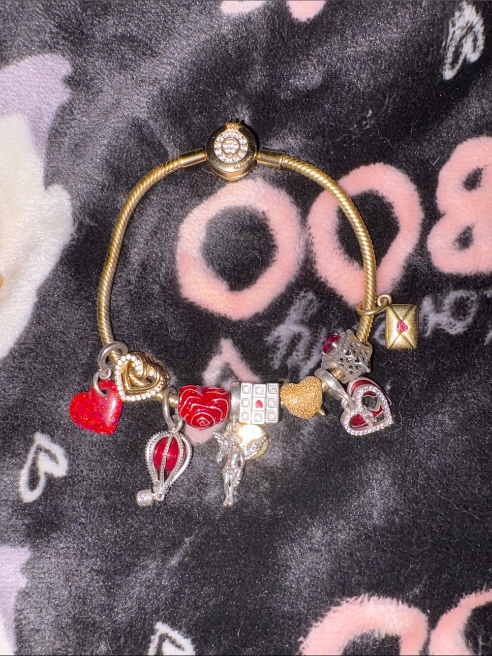 Pandora 14k Gold-Plated Valentine Charm Bracelet with Red and Gold Hearts